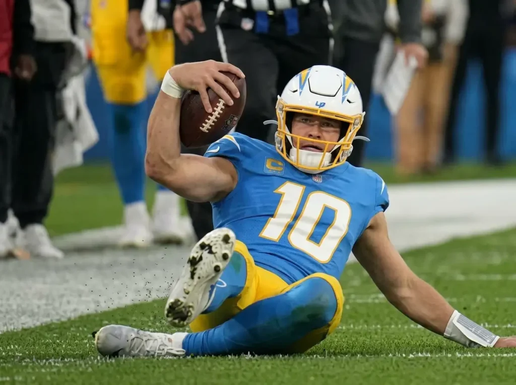 Justin Herbert playing for the Los Angeles Chargers